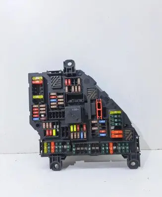 BMW 5 F10 F11 Fuse module 9264923 04546834 417033452