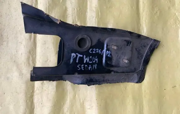Mercedes-Benz C W204 Rear quarter panel A2046300660