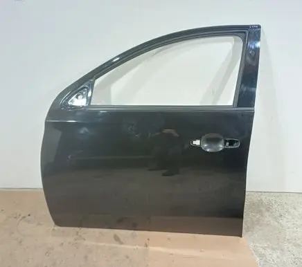 Mitsubishi L200 Front door 