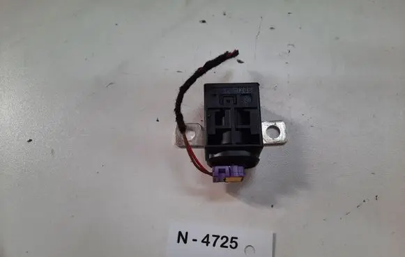 Audi A8 S8 D3 4E Other relay