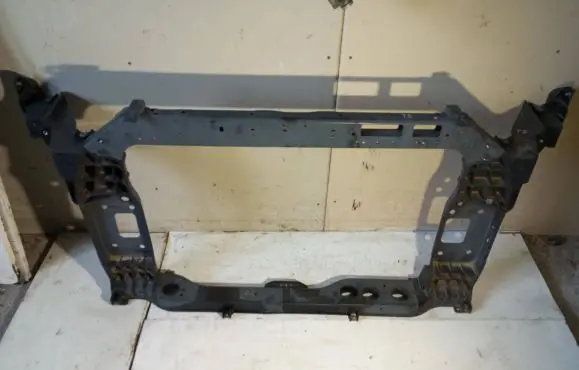 KIA Sportage Radiator support slam panel
