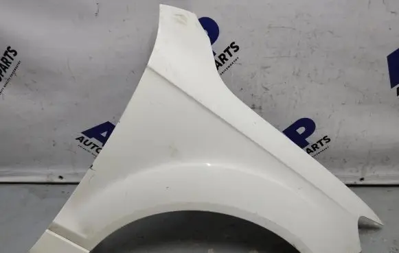 Audi Q7 4L Fender 4L0821106