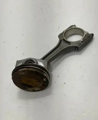 Porsche Macan (95B) Piston with connecting rod 82420