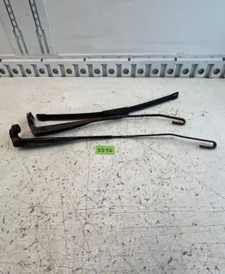 Volkswagen Polo Front wiper blade arm 61955410