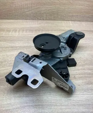 BMW 3 F30 F35 F31 Rear window wiper motor 7311415 7308831