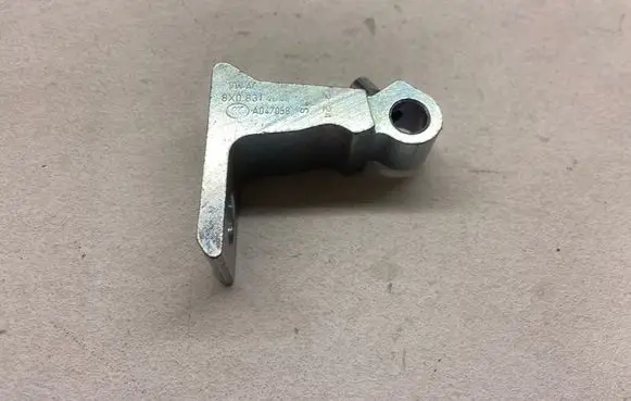 Audi Q4 Sportback e-tron Front door upper hinge 8x0831404f