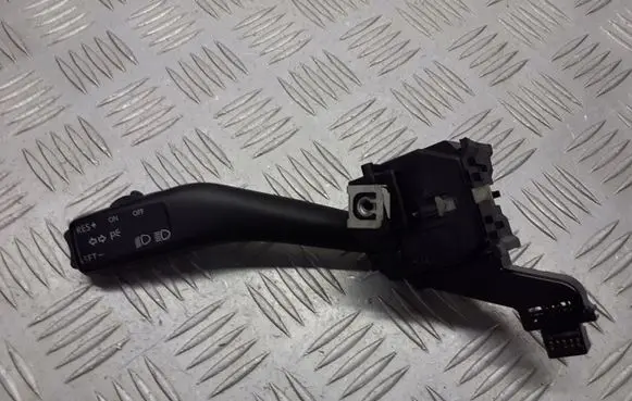 Volkswagen Touran I Indicator stalk 1K0953513A