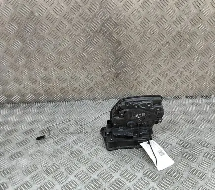 BMW i3 Front door lock 7281938