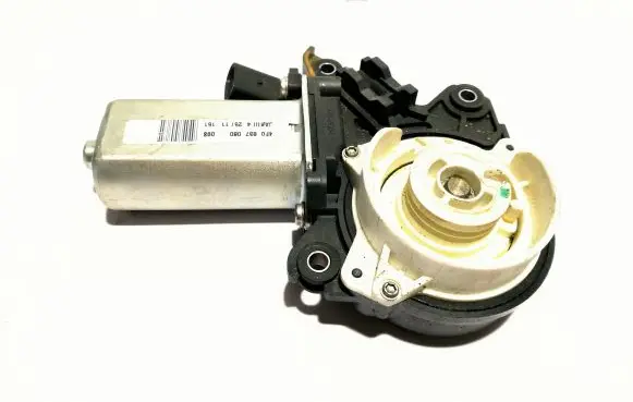 Audi A8 S8 D4 4H Front door soft close latching motor 4F0837060