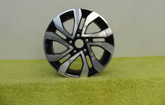 Volkswagen Touran III R16 alloy rim 5ta601025aa