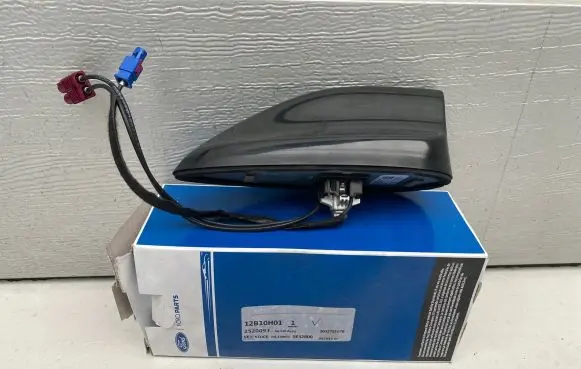 Ford Mustang Mach-E Aerial antenna amplifier 12B10H01