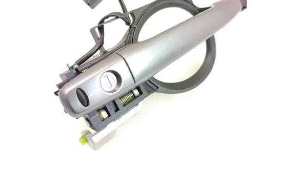 Mitsubishi Outlander Front door exterior handle