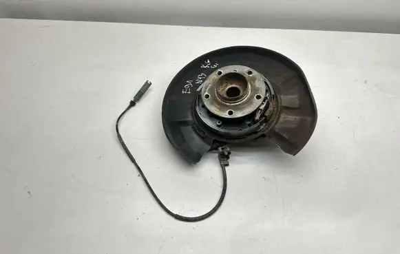 BMW 3 E90 E91 Rear wheel hub 