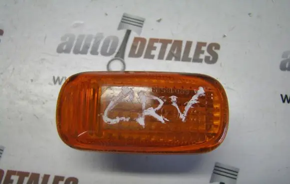 Honda CR-V Front fender indicator light