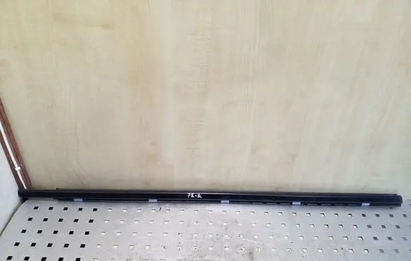 Nissan Qashqai+2 Front door trim (molding)