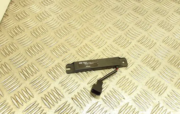 Interior comfort aerial antenna