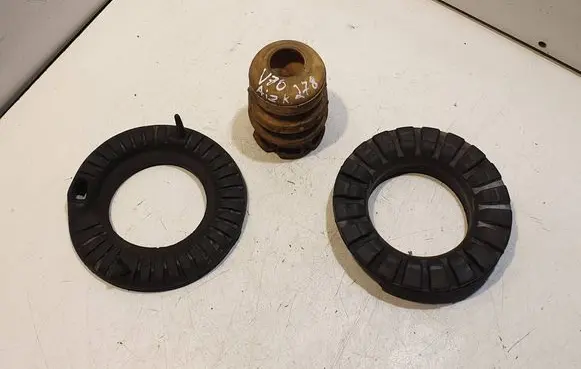 Volvo V70 Rear coil spring rubber mount 6G915599 6G915B718