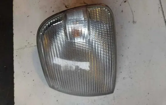 Volkswagen Transporter - Caravelle T4 Front indicator light 6R01495