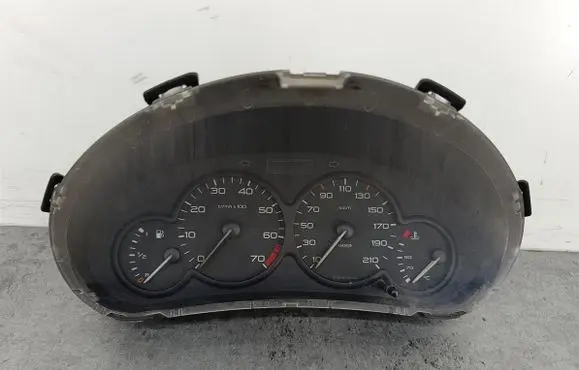 Peugeot 206 Speedometer (instrument cluster) 