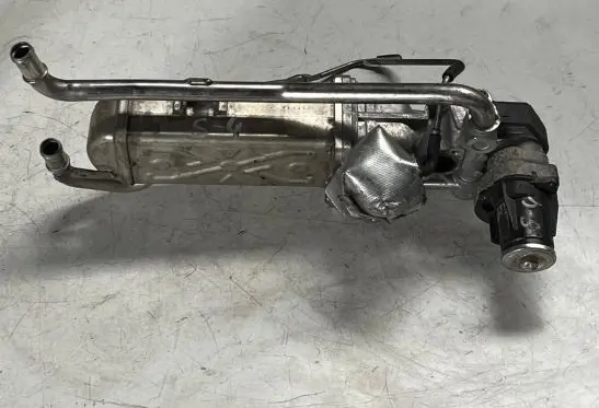 Seat Ibiza IV (6J,6P) EGR valve cooler 03L131512CE