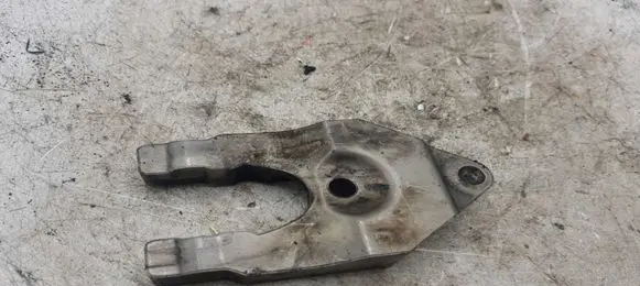 Nissan X-Trail T30 Fuel Injector clamp holder NOCODE