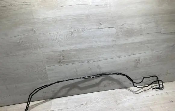 Brake vacuum hose/pipe