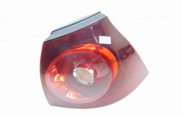 Volkswagen Golf V Rear/tail lights VWGOLFVR32