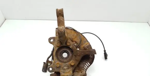 Toyota Auris 150 Front wheel hub