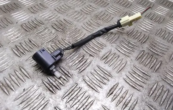 Clutch pedal sensor