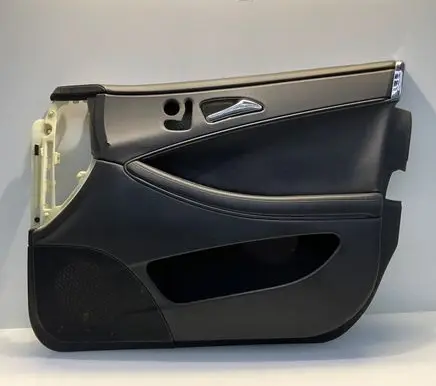 Mercedes-Benz CLS C219 Front door card panel trim A2197209462 2197209462