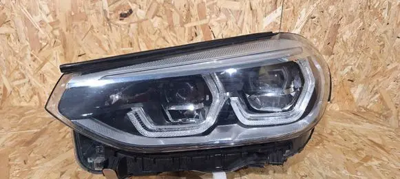 BMW X3 G01 Headlight/headlamp 8739653