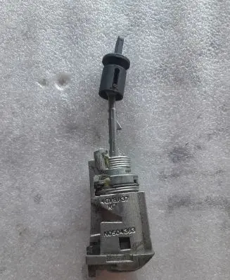 Audi A6 S6 C7 4G Front door lock (next to the handle) 4GV8837