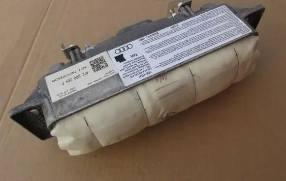 Audi A6 S6 C6 4F Passenger airbag