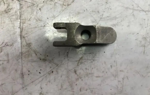 Hyundai Accent Fuel Injector clamp holder