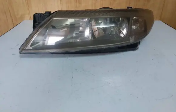 Renault Laguna II Headlight/headlamp 8200163323 89006908