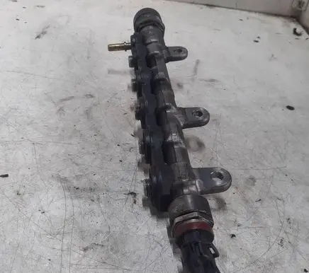 Nissan Qashqai Fuel main line pipe 0445214230