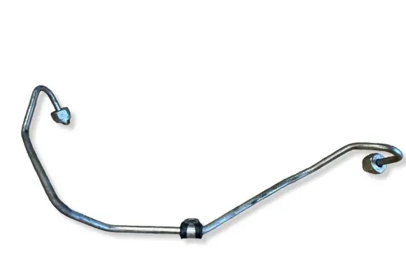 Maserati Ghibli Fuel injector supply line/pipe 