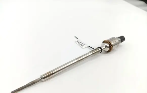 Opel Insignia A Glow plug 55590467