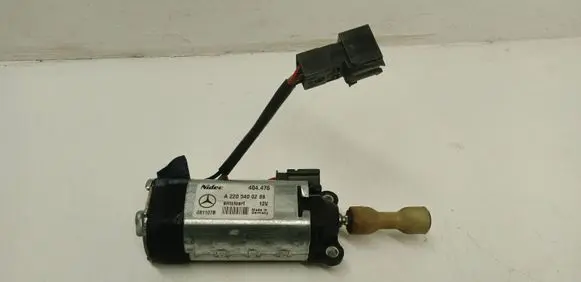 Mercedes-Benz CLS C219 Steering column adjust motor A2205400288