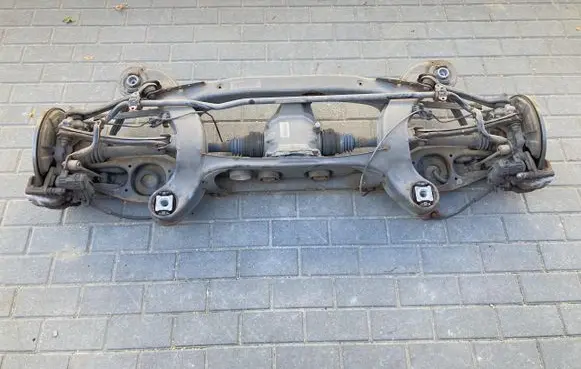 Mercedes-Benz SLK R172 Rear axle beam with reductor A1723503000