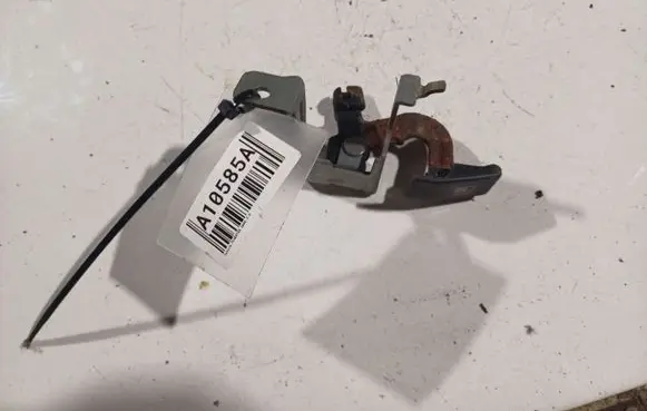 Subaru Forester SH Fuel tank opening switch 