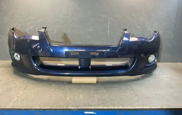 Subaru Legacy Front bumper 57704AG200