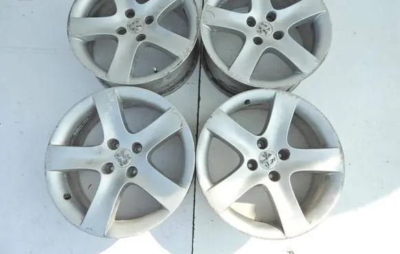 Peugeot 308 R17 alloy rim 9680731880