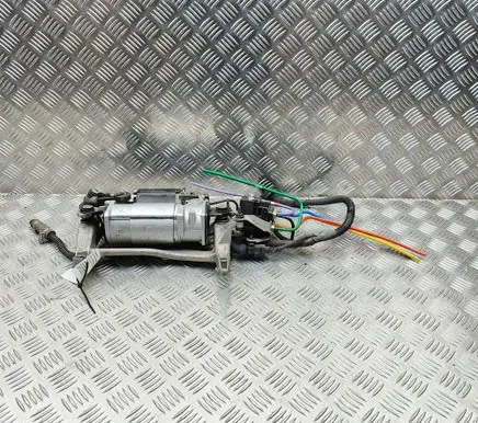 Audi Q7 4L Air suspension compressor/pump 7L0616879 7L0616251
