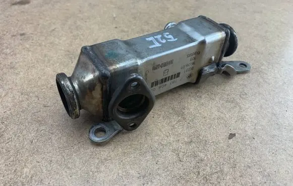 BMW 7 E38 EGR valve cooler 11717787404 7787404 11712249456