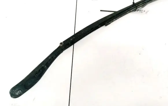 Peugeot 807 Front wiper blade arm