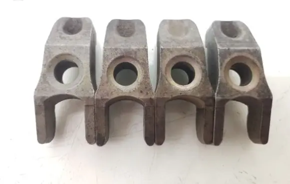 Audi A3 S3 8L Fuel Injector clamp holder
