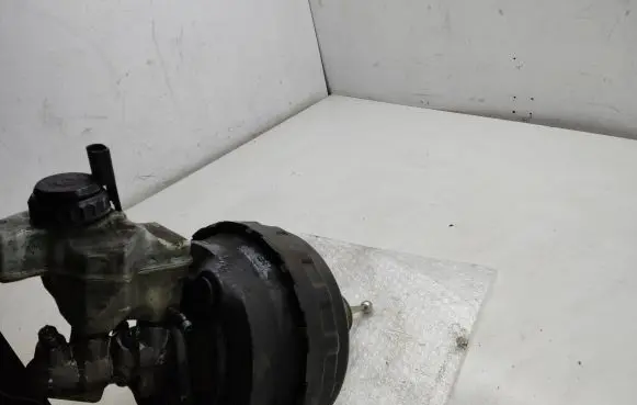 Seat Alhambra (Mk2) Brake booster 25227849023 7N2614105C