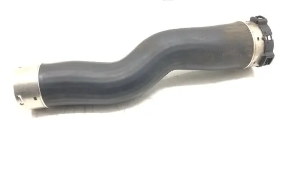 BMW 5 F10 F11 Intercooler hose/pipe