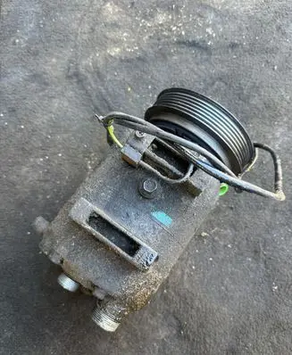 Audi A6 S6 C4 4A Air conditioning (A/C) compressor (pump)